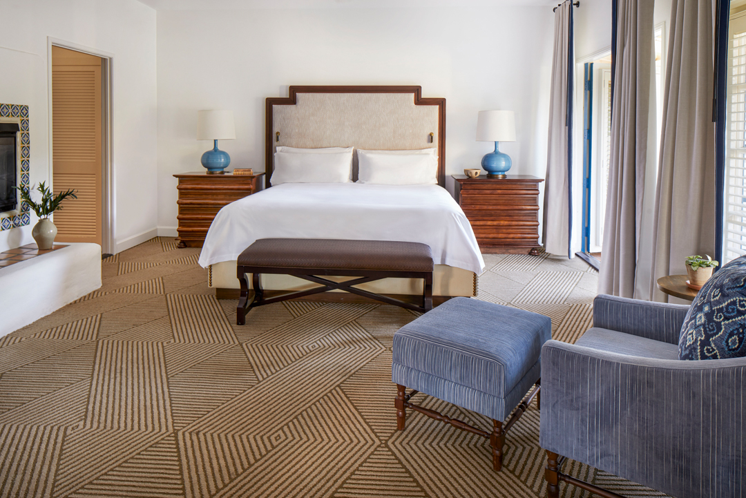 King Hideaway Suite with Private Hot Tub - Image 3