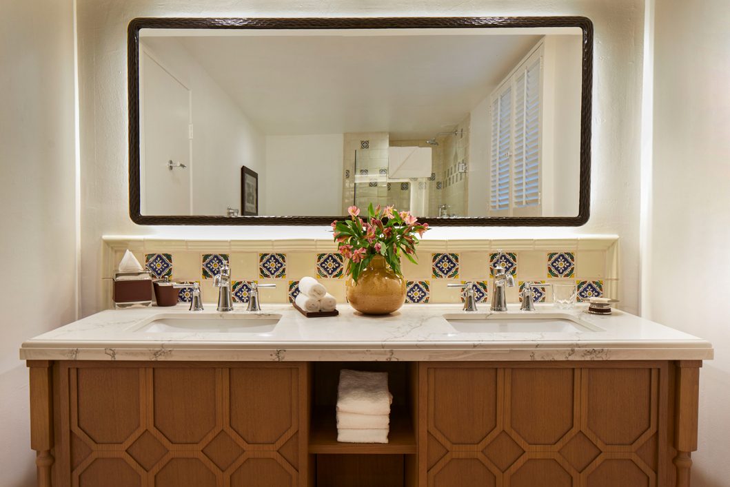 El Presidente Suite Plus King Guest House - Image 9