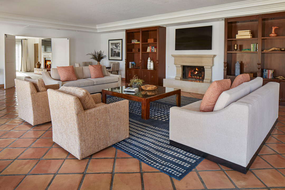 King Eisenhower Suite - Image 1