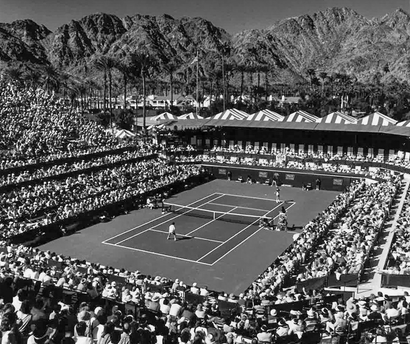 Tennis court at La Quinta Resort & Club with mountain views in the background.