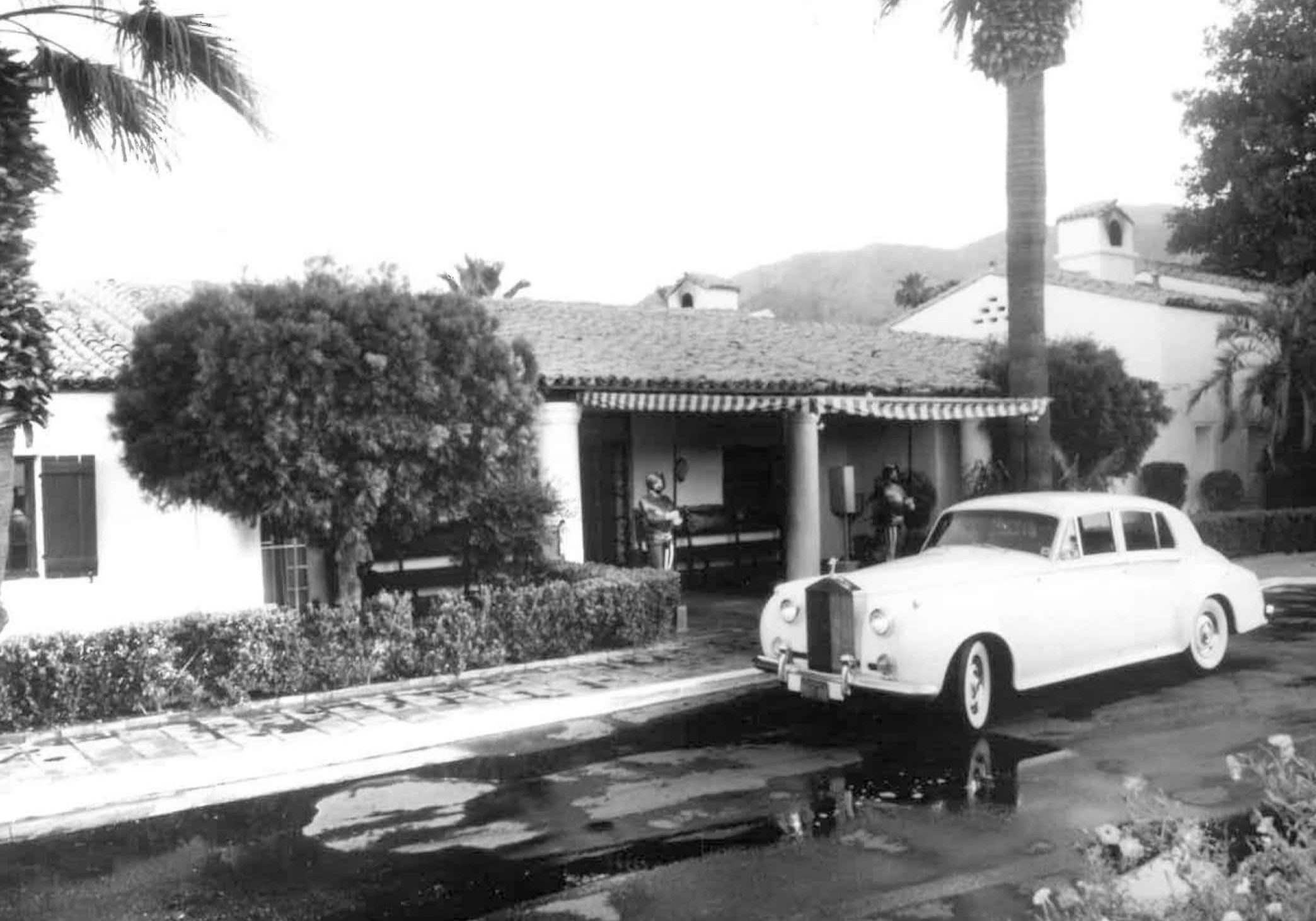 Vintage car parked outside La Quinta Resort & Club.