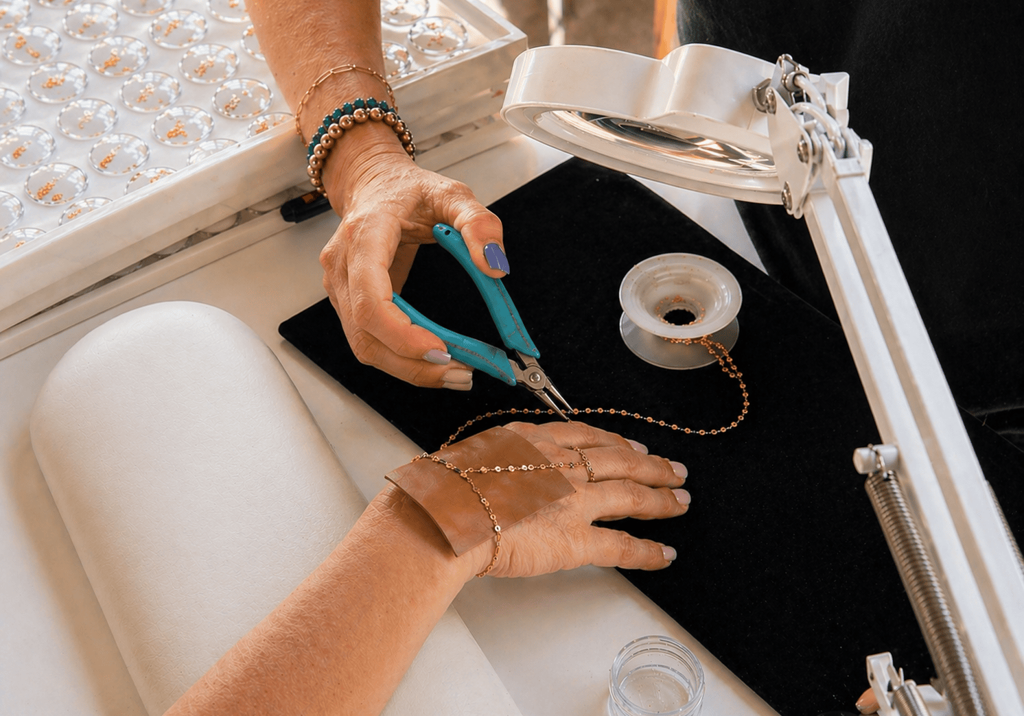 Elegant jewelry crafting session for Mother’s Day at La Quinta Resort & Club.